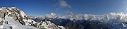 56 Panoramica ad est con vista verso i monti della Val Serina e media Valle Brembana.